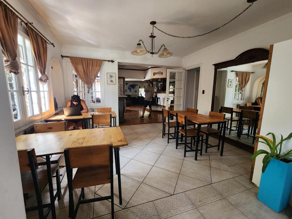 Gorilla Hostel เมนโดซา ภายนอก รูปภาพ